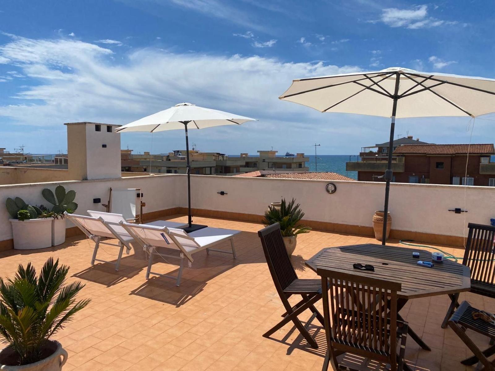 Appartamento Vista Mare A Marina Di Ardea L'Americano Bagian luar foto